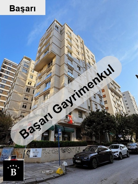 Başarı'dan bağdat si̇ di̇van'in arkasinda ye 5bi̇na 110m2 2+1