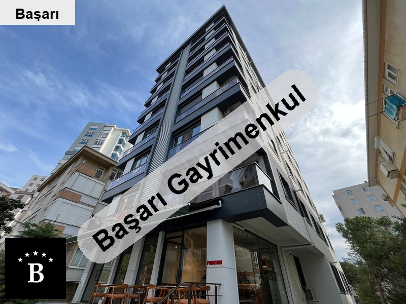 Başarı'dan göztepe'de parka yakın ön cephe i̇skanlı çift girişli teraslı 5+2