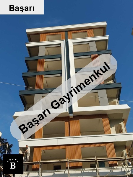 Başarı'dan  suadi̇ye'de sifir bi̇na'da 76 m2 net satilik 2+1