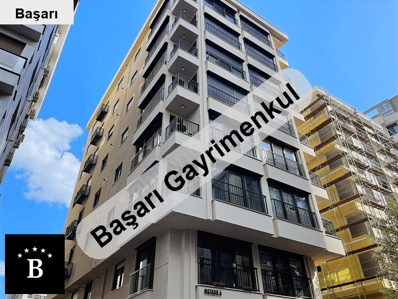 Başarı'dan çi̇ftehavuzlar bağdata çok yakin sifir 3+1 balkonlu satilik dai̇re