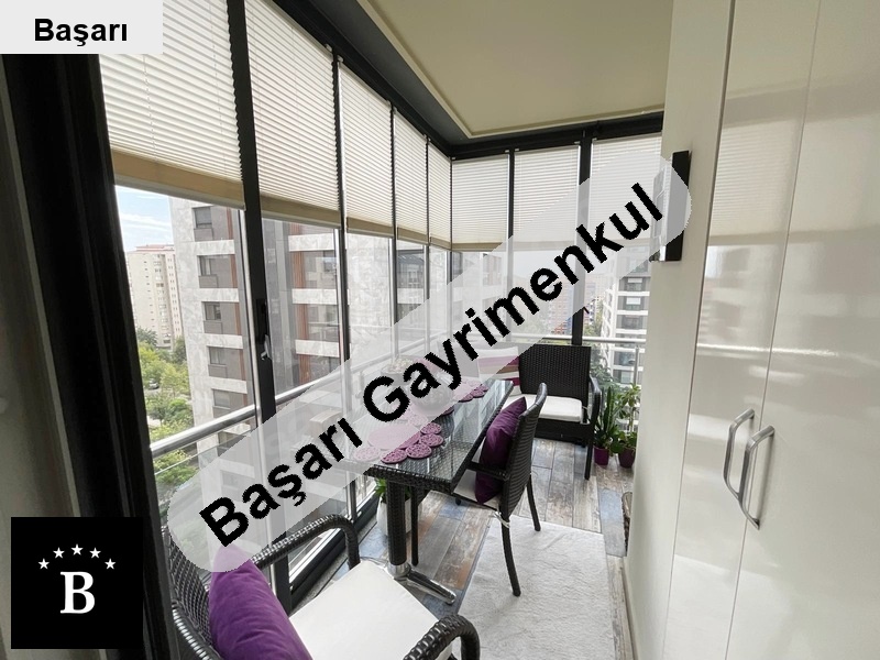 Başarı'dan bağdata çok yakin geni̇ş balkonlu lux adres