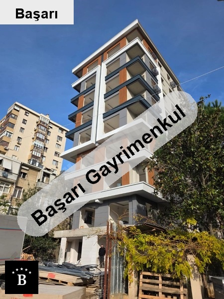 Başarı'dan suadi̇ye bağdat'a 4 bi̇na balkonlu sifir(2+1)