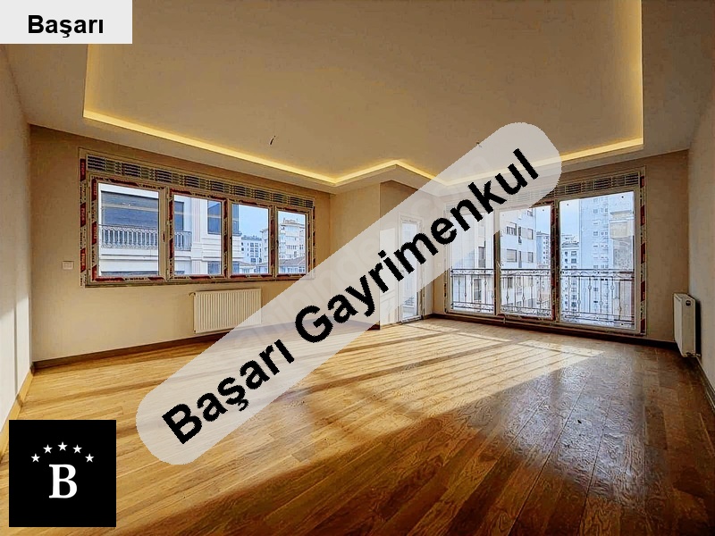 Başarı'dan suadiye bağdat cad yakın 5 yıllık 140 m2 3+1