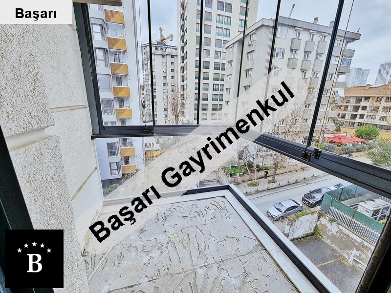 Başarı'dan  bağdat'a yakin 125m² net balkonlu 5 yillik ara kat