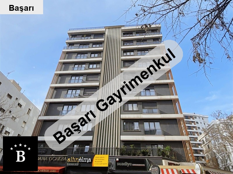 Başarı'dan suadi̇ye'de bağdat'a 2 adim 140 m2 ebeynli̇ balkonlu lüx 3+1