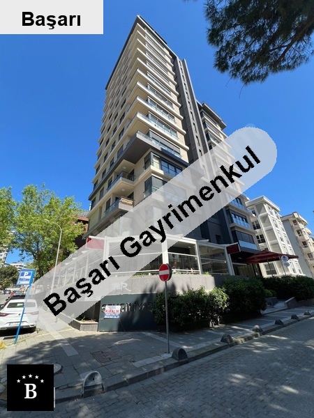 Başarı'dan suadiye sahil'de katta tek balkonlu kısmı deniz manzaralı 3+1