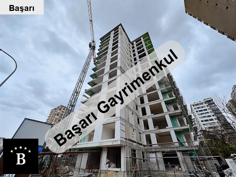 Başarı'dan göztepe tütüncü mehmet efendi̇'ye komşu terasli hazi̇rantesli̇m 1+1