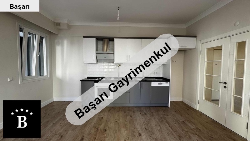 Başarı'dan suadi̇ye'de   marmaray yakini 2+1 66m2 net açik mutfakli