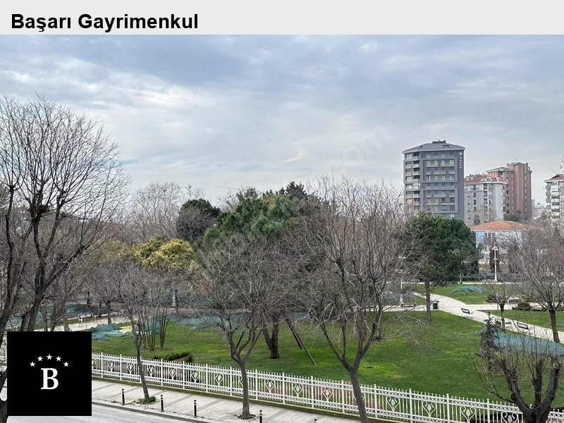 Başarı'dan sahi̇l'de kapanmaz park manzarali terasli 120m2 boş !!