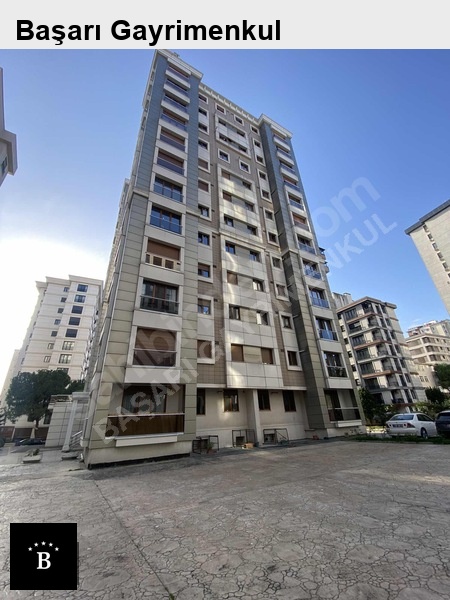 Başarı'dan suadi̇ye bağdat'a yakin önü açik ferah 120 m2 3+1