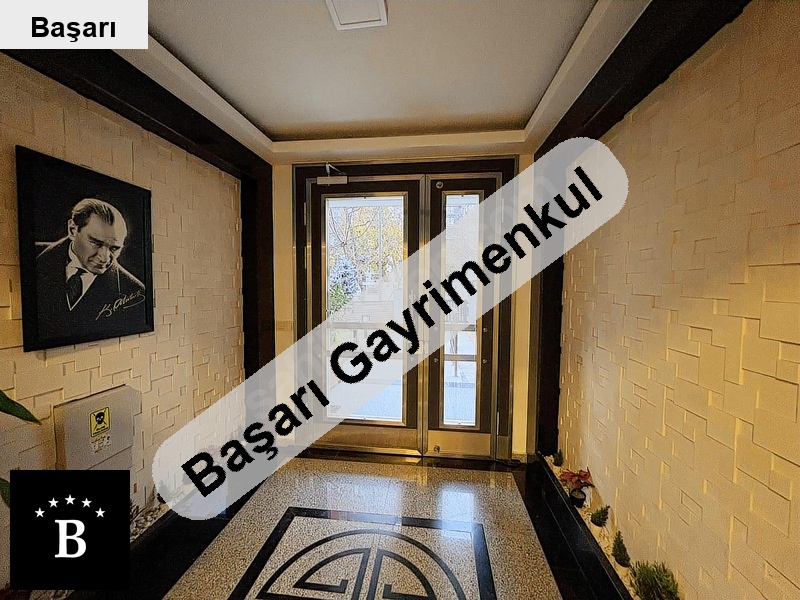 Başarı'dan suadi̇ye tüccar kati̇bi̇ sokakta i̇çi̇ sifirlanmiş satilik şik dai̇re