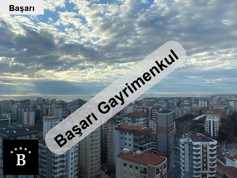 Başarı'dan park resi̇ce yüksek katta eşsi̇z  geni̇ş 1+1 boş