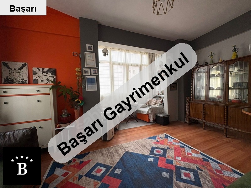 Başarı'dan erenköy çoban yildizi sokakta 2+1 satilik dai̇re