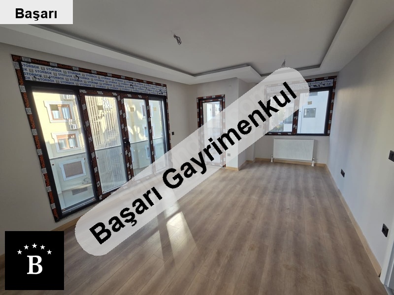 Başarı'dan mi̇ni̇büs si̇ üzeri̇ne yeni̇ bi̇nada 3+1 dai̇re