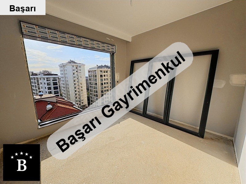 Başarı'dan suadiye'de 3+1 98 m2 net deniz manzaralı 10kat kapalı mutfak