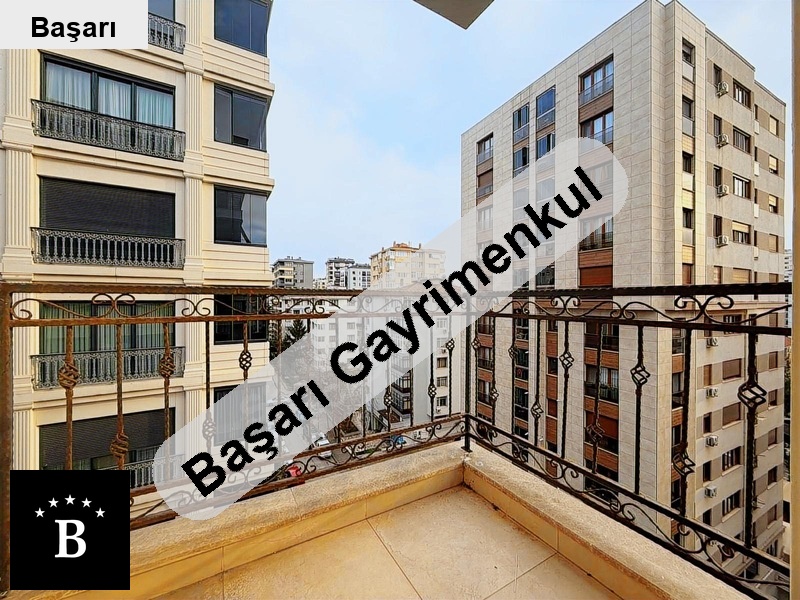 Başarı'dan erenköy marmaray'a yakin 3+1 balkonlu geni̇ş dai̇re