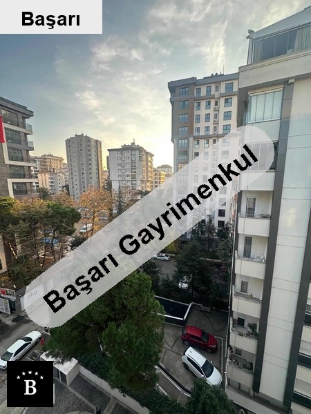 Başarı'dan bağdat caddesine 2 dakika  otoparklı asansörlü giyinme odalı