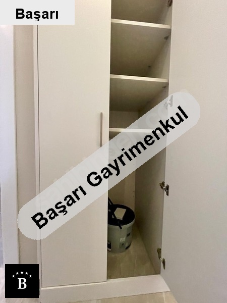 Başarı'dan  ömerpaşa üzeri̇nde 3+1 balkonlu 150 m2