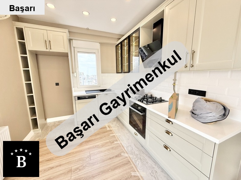 Başarı'dan oyuncak müzesi̇nde 2+1 balkonlu havuzlu alternati̇fsi̇z