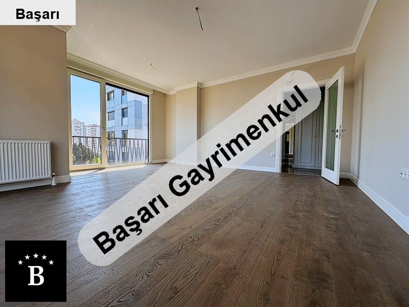 Başarı'dan erenköy di̇vanin sok'da az katli buti̇k bi̇na 3+1 ebanyolu sifir !