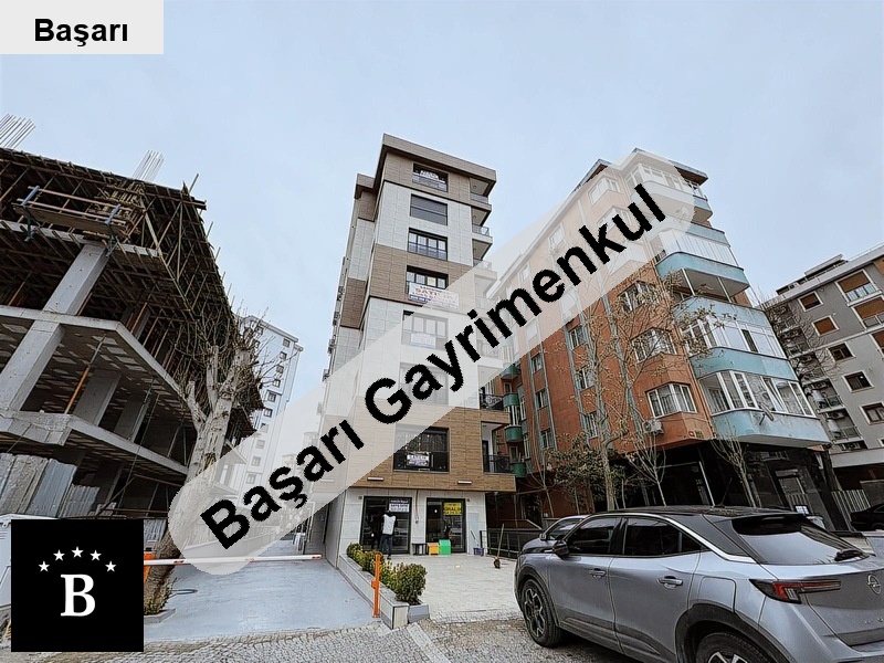 Başarı'dan göztepede fkeri̇m gökay cad üzeri̇ açik  kapali otoparkli 3+1