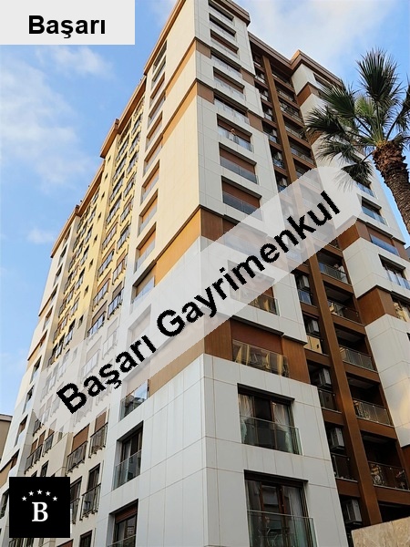 Başarı'dan yetki̇li̇ ' erenköy di̇vanın sokağinda balkonlu 125m² net 3+1