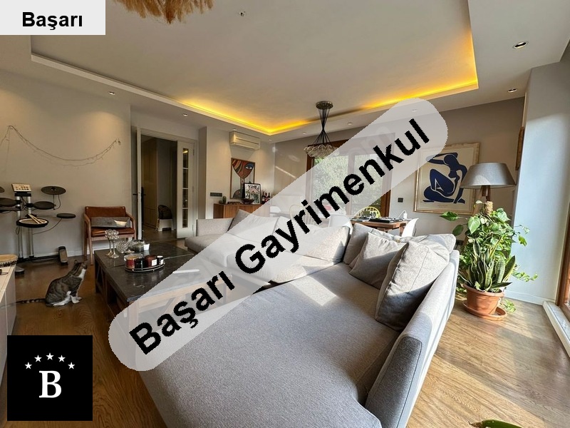 Başarı'dan g&ouml;ztep bağdat caddesine 2 bi̇na 135m2 ebeynli̇ l&uuml;x