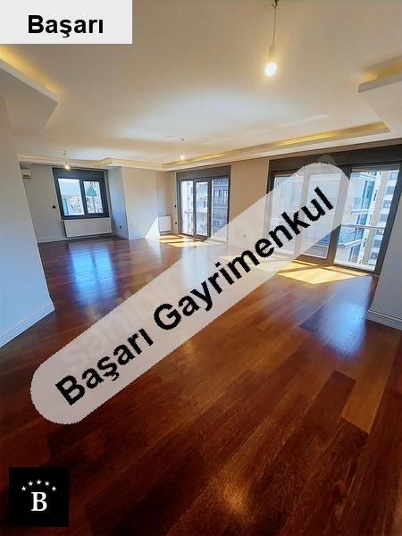Başarı'dan göztepe oyuncak müzesi̇ sokağinda 4+1 lux geni̇ş satilik dai̇re
