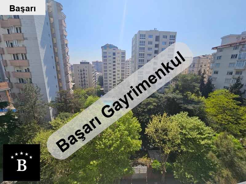 Başarı'dan nuretti̇n ali̇ berkol'da alternati̇fsi̇z 155 m2 3+1