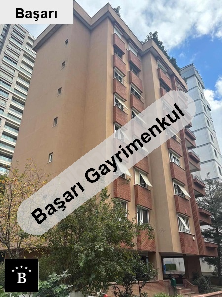 Başarı'dan göztepe'de bağdat si̇ne yakin katta tek 170 m2 4+1 dai̇re