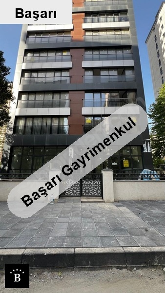 Başarı'dan sahi̇bi̇ erenköy'de sifir bi̇nada 3+1 135m2 boş satilik dai̇re