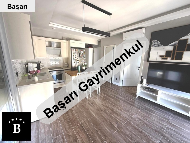 Başarı'dan suadi̇ye bağdata çok yakin yeni̇ 70m2 lüks 2 +1 dai̇re