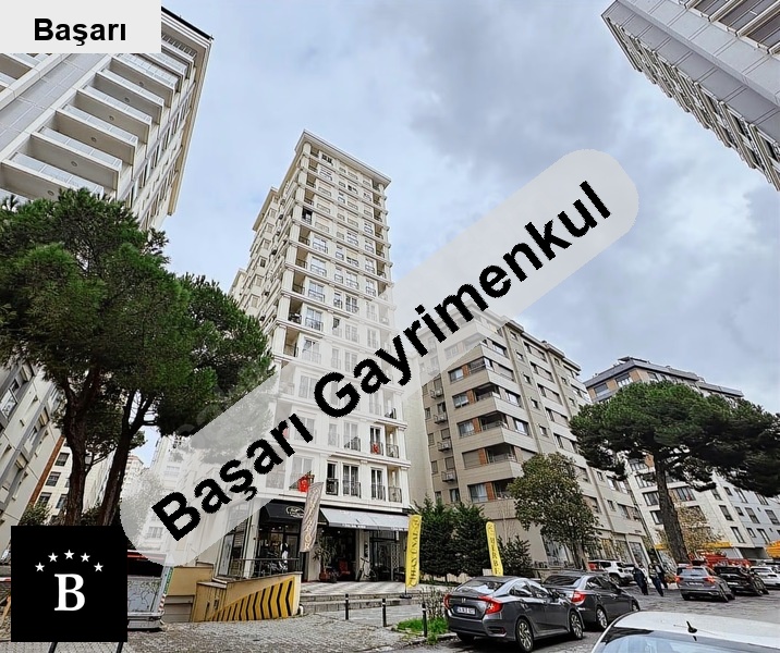 Başarı'dan erenköy'de marmaraya yakın ebanyolu 35m2 salonlu geniş 3+1 boş